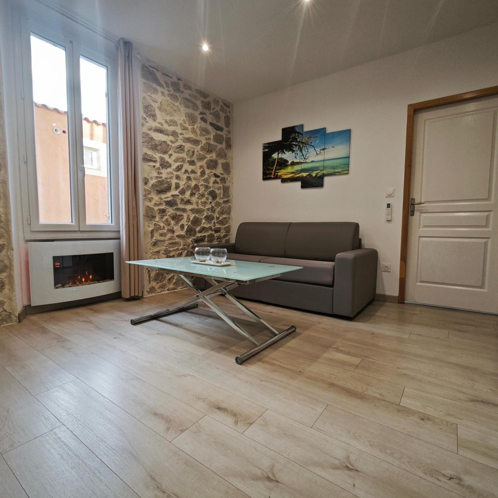 Appartement Tout Confort A 2 Pas Du Centre Ville Aubagne Kültér fotó